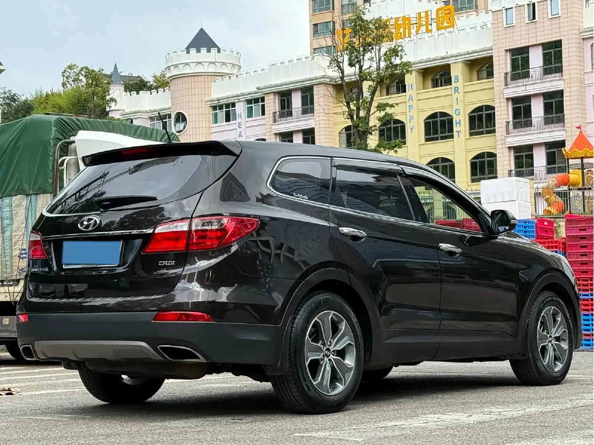 2015 Hyundai Grand SantaFe 2.2T 197HP L4 6AT,autocango,china used car exporter,china ev exporter,chinese used car exporter,chinese used ev exporter