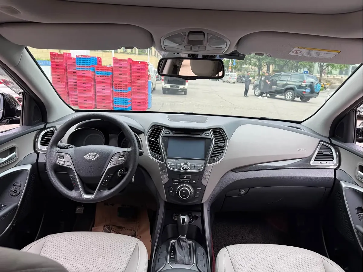 2015 Hyundai Grand SantaFe 2.2T 197HP L4 6AT,autocango,china used car exporter,china ev exporter,chinese used car exporter,chinese used ev exporter