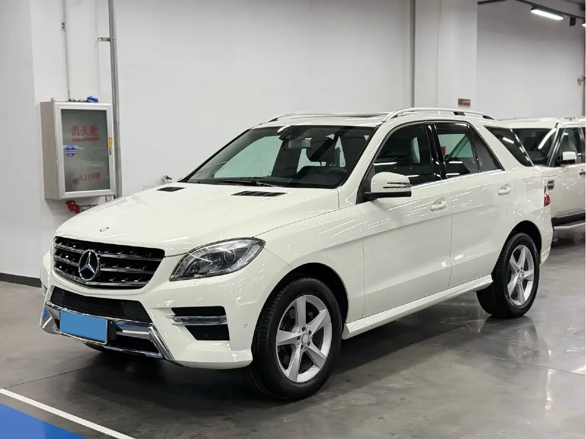 2012 Mercedes-Benz M Class 3.5L 252HP V6 7AT