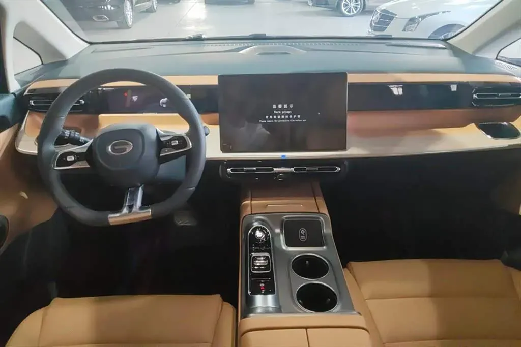 2024 GAC Trumpchi E8 2.0L 140HP L4 2DHT Hybrid,autocango,china used car exporter,china ev exporter,chinese used car exporter,chinese used ev exporter