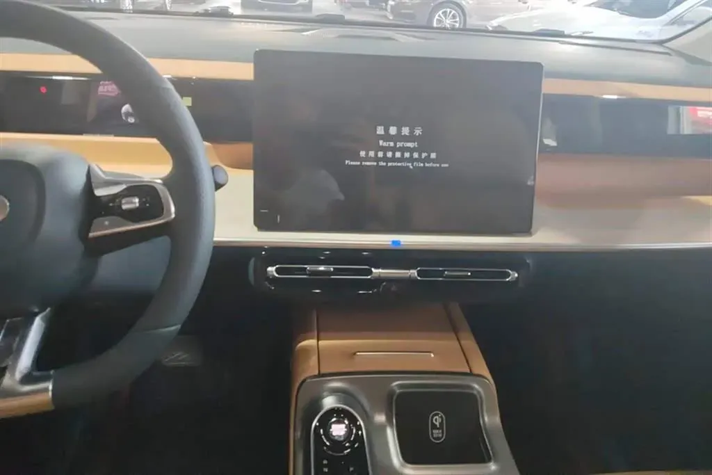 2024 GAC Trumpchi E8 2.0L 140HP L4 2DHT Hybrid,autocango,china used car exporter,china ev exporter,chinese used car exporter,chinese used ev exporter