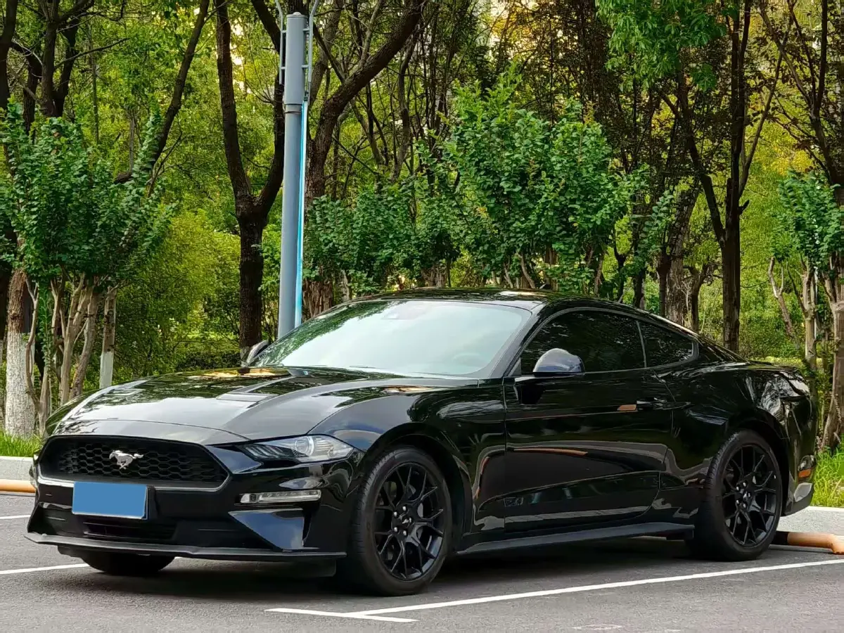 2021 Ford Mustang 2.3T 299HP L4 10AT