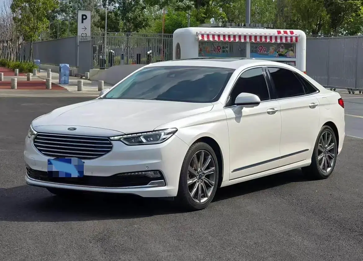 2019 Ford Taurus 2.0T 245HP L4 8AT