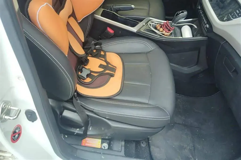 2020 Geely Vision X3 1.5L 109HP L4 CVT,autocango,china used car exporter,china ev exporter,chinese used car exporter,chinese used ev exporter