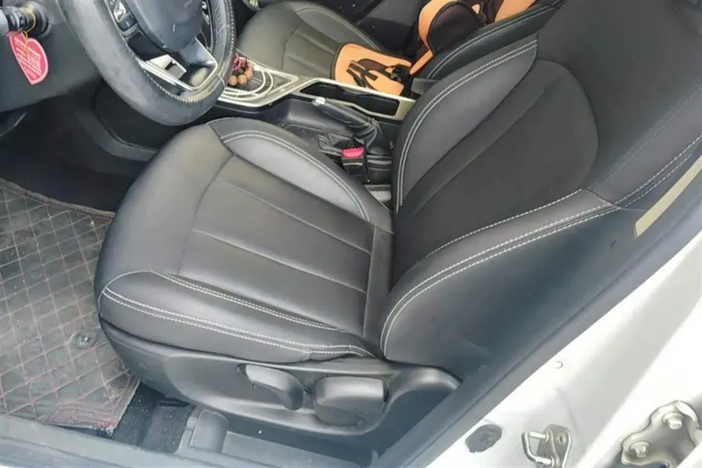 2020 Geely Vision X3 1.5L 109HP L4 CVT,autocango,china used car exporter,china ev exporter,chinese used car exporter,chinese used ev exporter