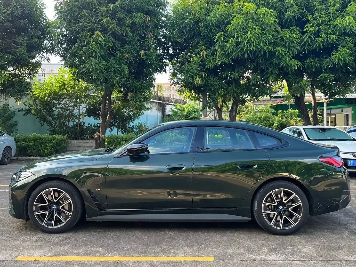 2023 BMW i4 BEV 83.9KWH,autocango,china used car exporter,china ev exporter,chinese used car exporter,chinese used ev exporter