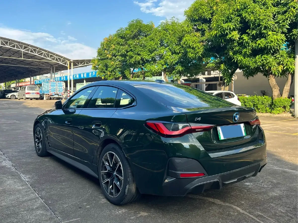 2023 BMW i4 BEV 83.9KWH,autocango,china used car exporter,china ev exporter,chinese used car exporter,chinese used ev exporter