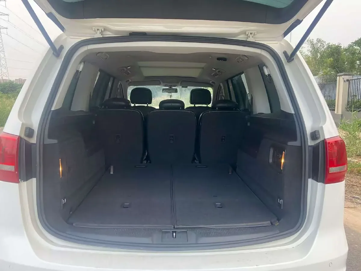 2012 Volkswagen Sharan 2.0T 200HP L4 6DCT,autocango,china used car exporter,china ev exporter,chinese used car exporter,chinese used ev exporter