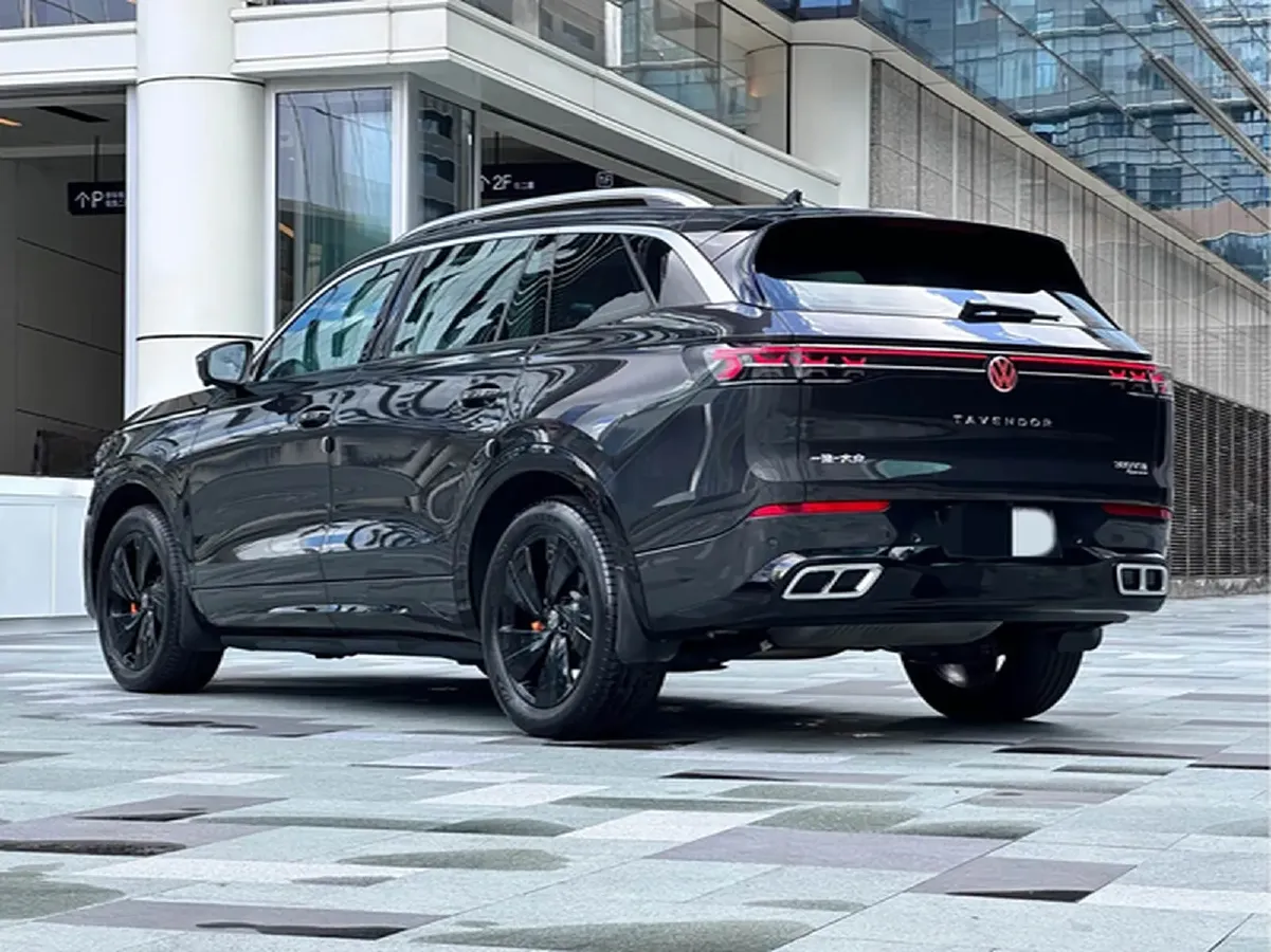 2023 Volkswagen Tavendor 2.0T 220HP L4 7DCT,autocango,china used car exporter,china ev exporter,chinese used car exporter,chinese used ev exporter