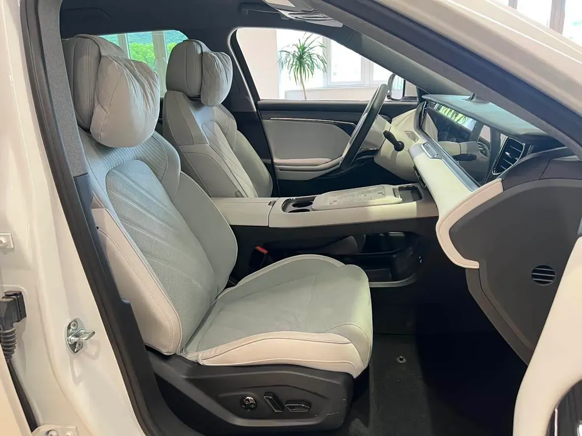 2025 Voyah FREE 1.5T 150HP L4 REEV 43KWH,autocango,china used car exporter,china ev exporter,chinese used car exporter,chinese used ev exporter