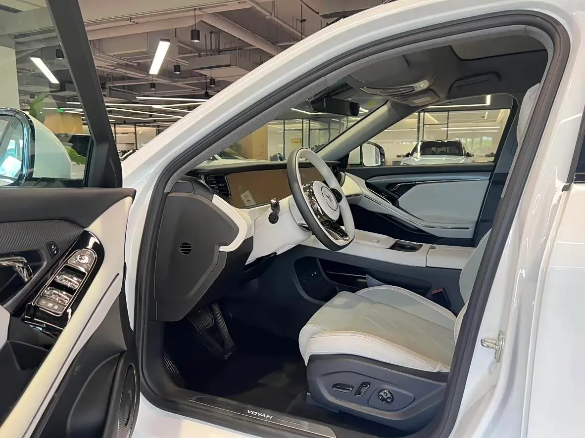 2025 Voyah FREE 1.5T 150HP L4 REEV 43KWH,autocango,china used car exporter,china ev exporter,chinese used car exporter,chinese used ev exporter