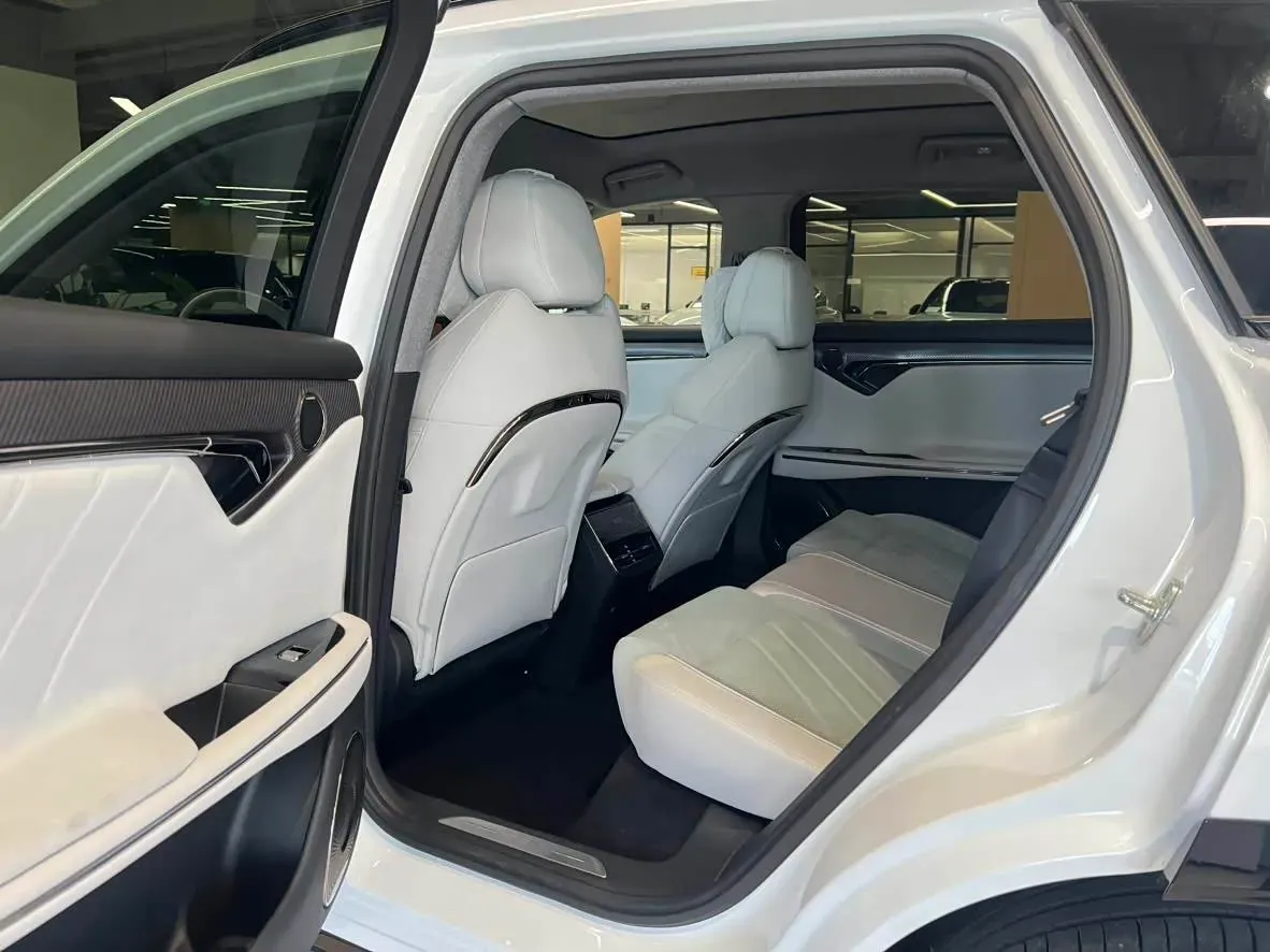 2025 Voyah FREE 1.5T 150HP L4 REEV 43KWH,autocango,china used car exporter,china ev exporter,chinese used car exporter,chinese used ev exporter