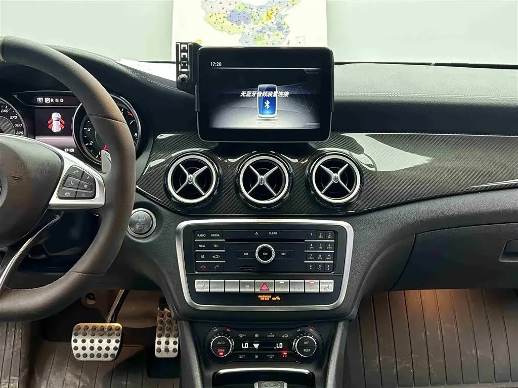 2017 Mercedes-Benz GLA AMG 2.0T 381HP L4 7DCT,autocango,china used car exporter,china ev exporter,chinese used car exporter,chinese used ev exporter