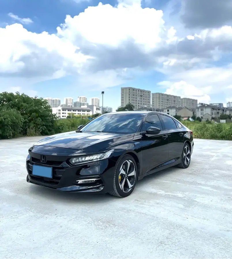 2021 Honda Accord 2.0L 146HP L4 E-CVT Hybrid