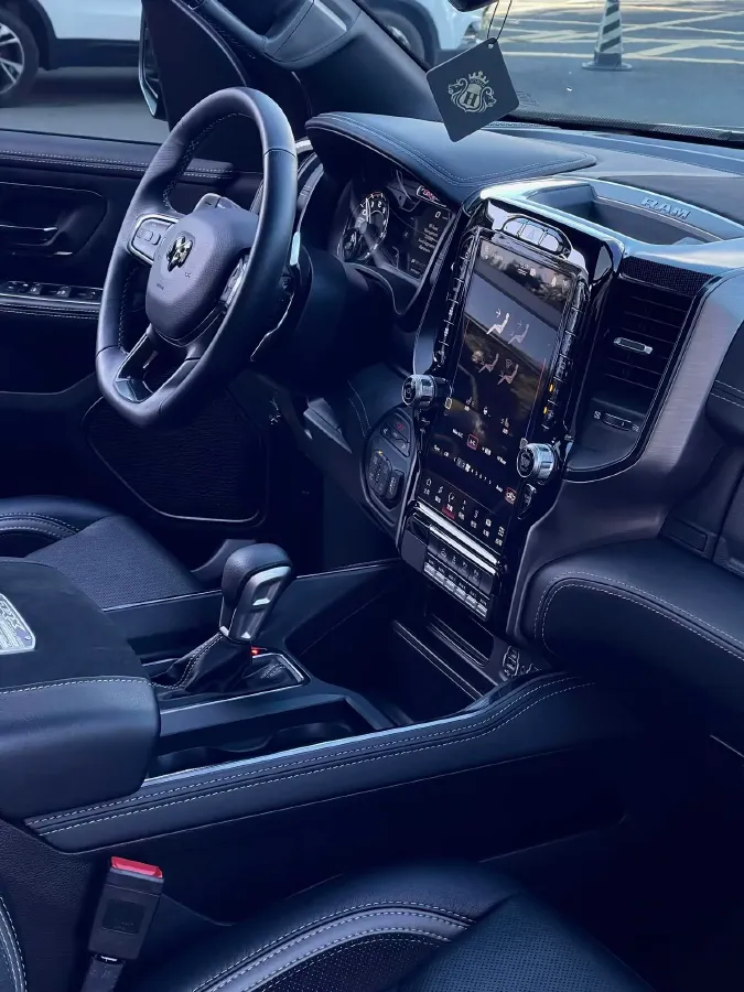 2022 Toyota 4Runner 4.0L 273HP V6 5AT,autocango,china used car exporter,china ev exporter,chinese used car exporter,chinese used ev exporter