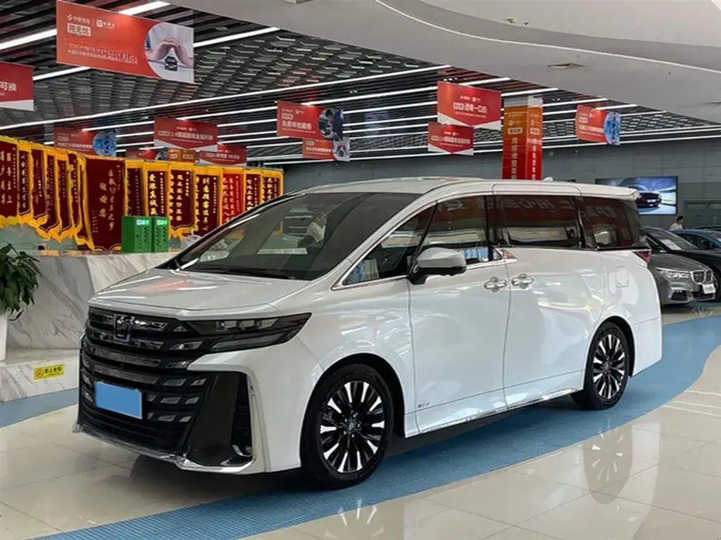 2024 Toyota Vellfire 2.5L 190HP L4 E-CVT Hybrid
