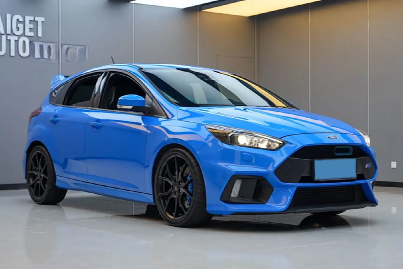2018 Ford Focus 2.3T 350HP L4 6MT,autocango,china used car exporter,china ev exporter,chinese used car exporter,chinese used ev exporter