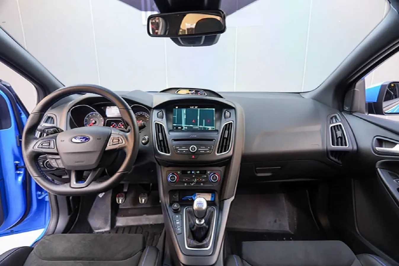 2018 Ford Focus 2.3T 350HP L4 6MT,autocango,china used car exporter,china ev exporter,chinese used car exporter,chinese used ev exporter