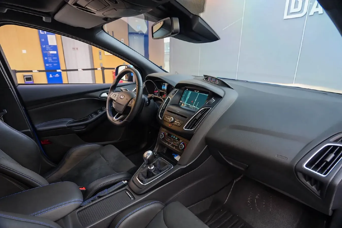 2018 Ford Focus 2.3T 350HP L4 6MT,autocango,china used car exporter,china ev exporter,chinese used car exporter,chinese used ev exporter