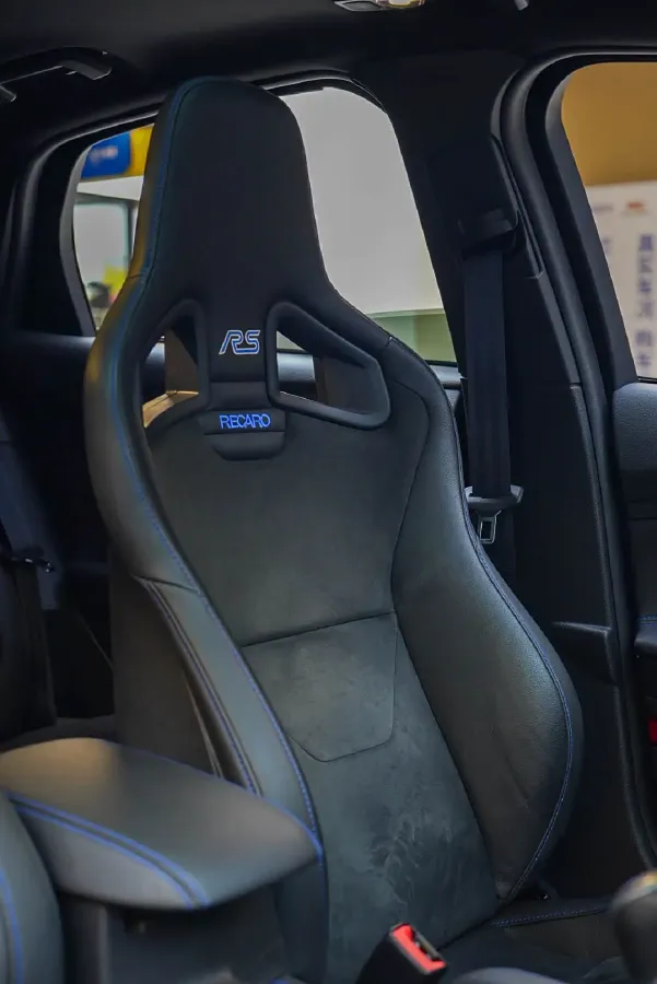 2018 Ford Focus 2.3T 350HP L4 6MT,autocango,china used car exporter,china ev exporter,chinese used car exporter,chinese used ev exporter