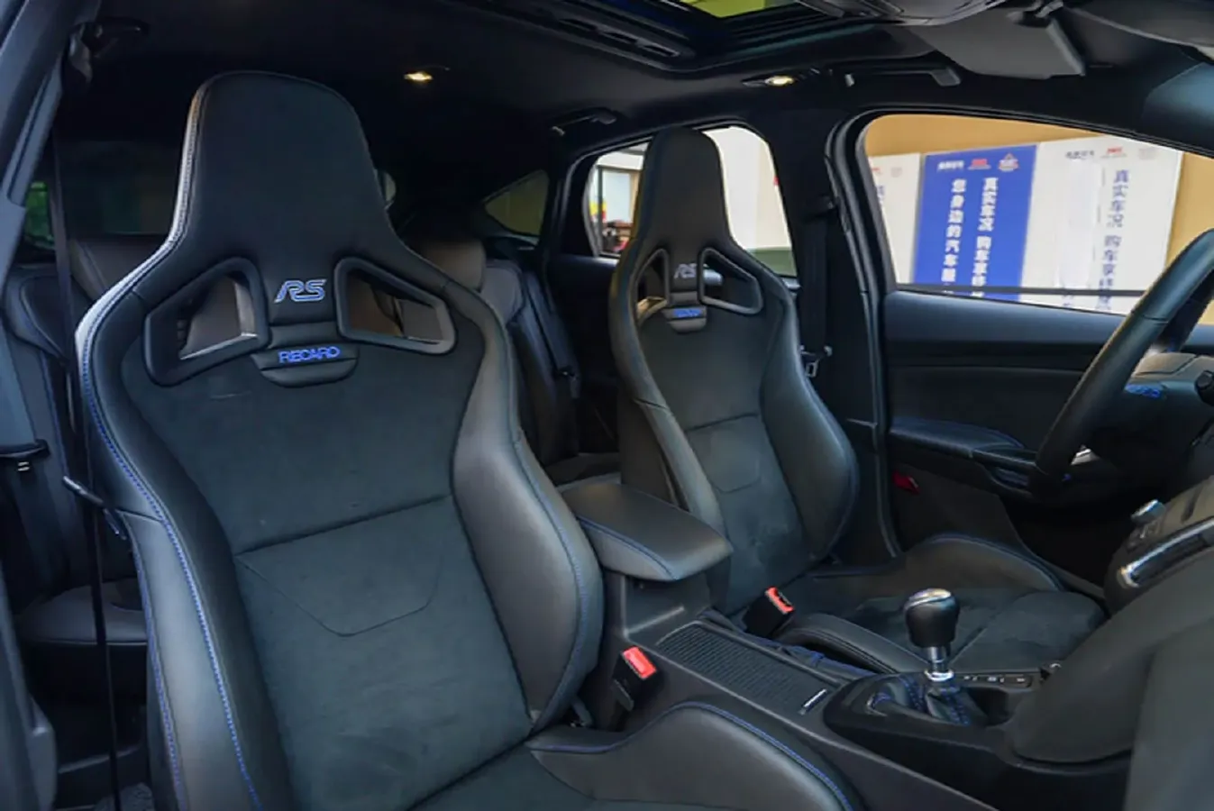 2018 Ford Focus 2.3T 350HP L4 6MT,autocango,china used car exporter,china ev exporter,chinese used car exporter,chinese used ev exporter