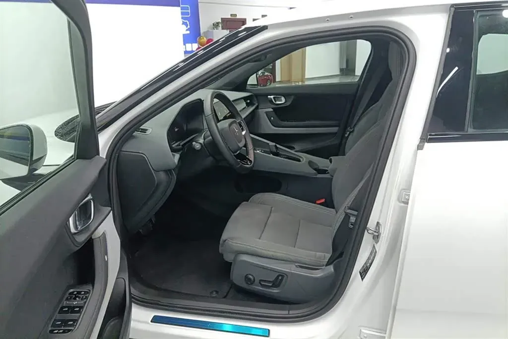 2020 Polestar 2 BEV 71KWH,autocango,china used car exporter,china ev exporter,chinese used car exporter,chinese used ev exporter