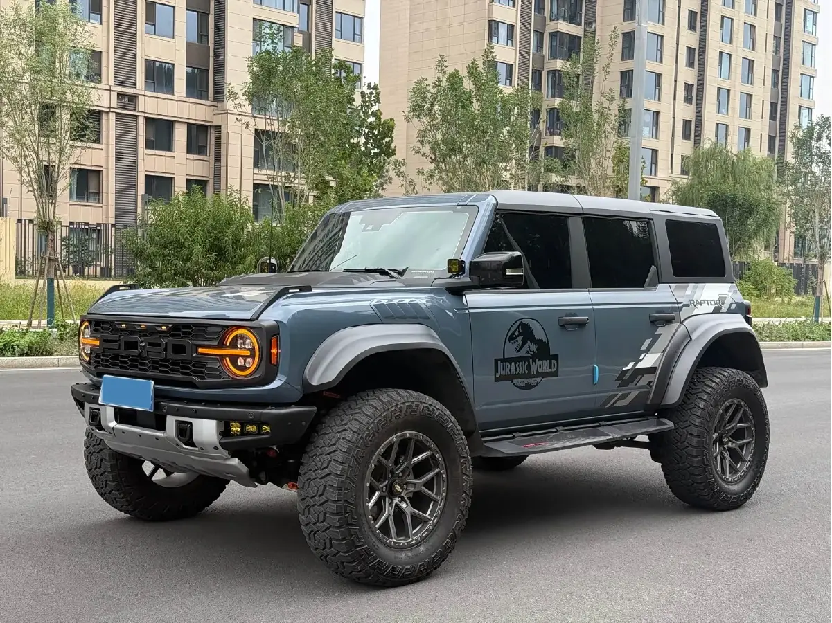 2024 Ford Bronco 2.3T 275HP L4 10AT