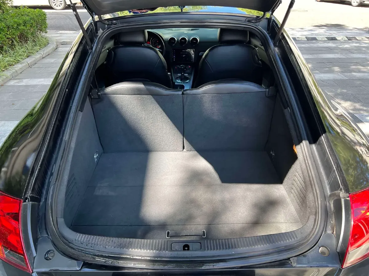 2008 Audi TT 3.2L 250HP V6 6DCT,autocango,china used car exporter,china ev exporter,chinese used car exporter,chinese used ev exporter