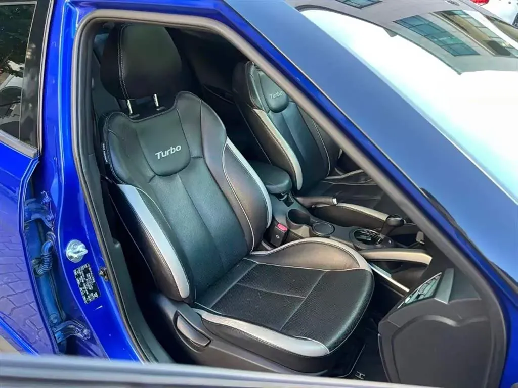 2012 Hyundai Veloster 1.6T 204HP L4 6AT,autocango,china used car exporter,china ev exporter,chinese used car exporter,chinese used ev exporter