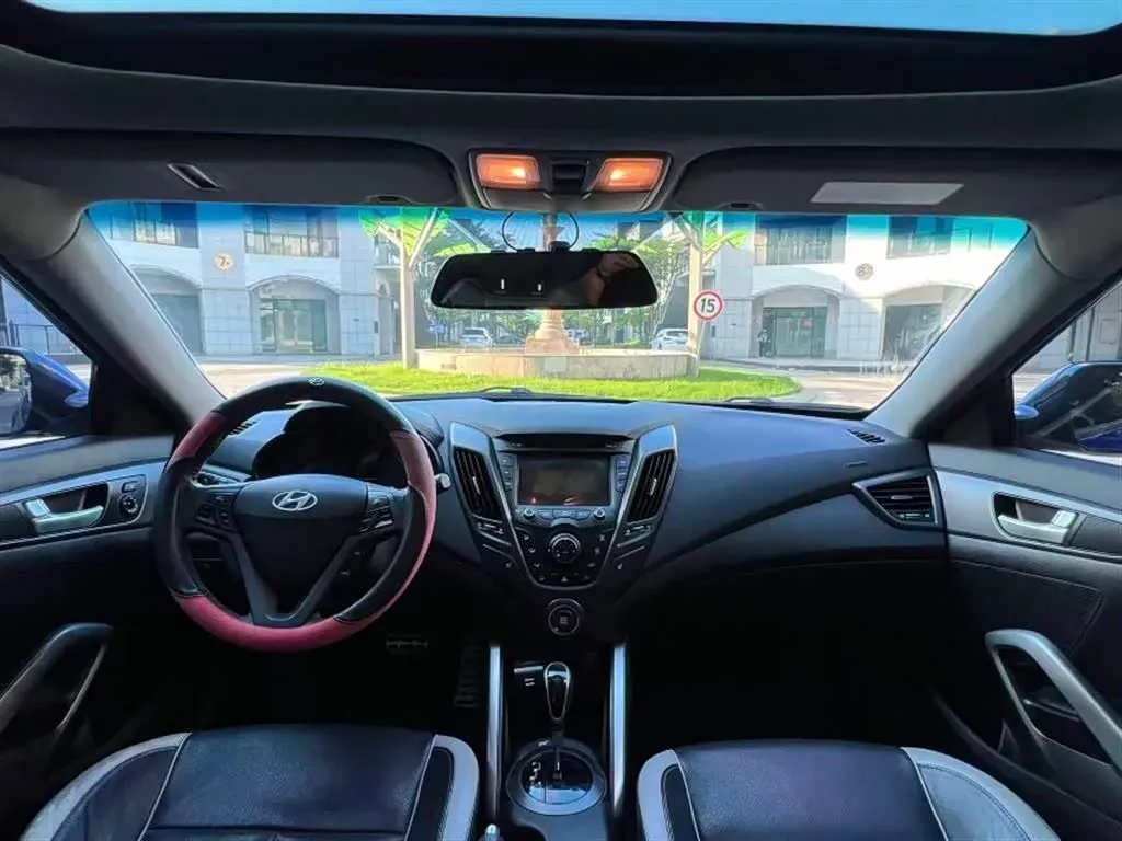 2012 Hyundai Veloster 1.6T 204HP L4 6AT,autocango,china used car exporter,china ev exporter,chinese used car exporter,chinese used ev exporter