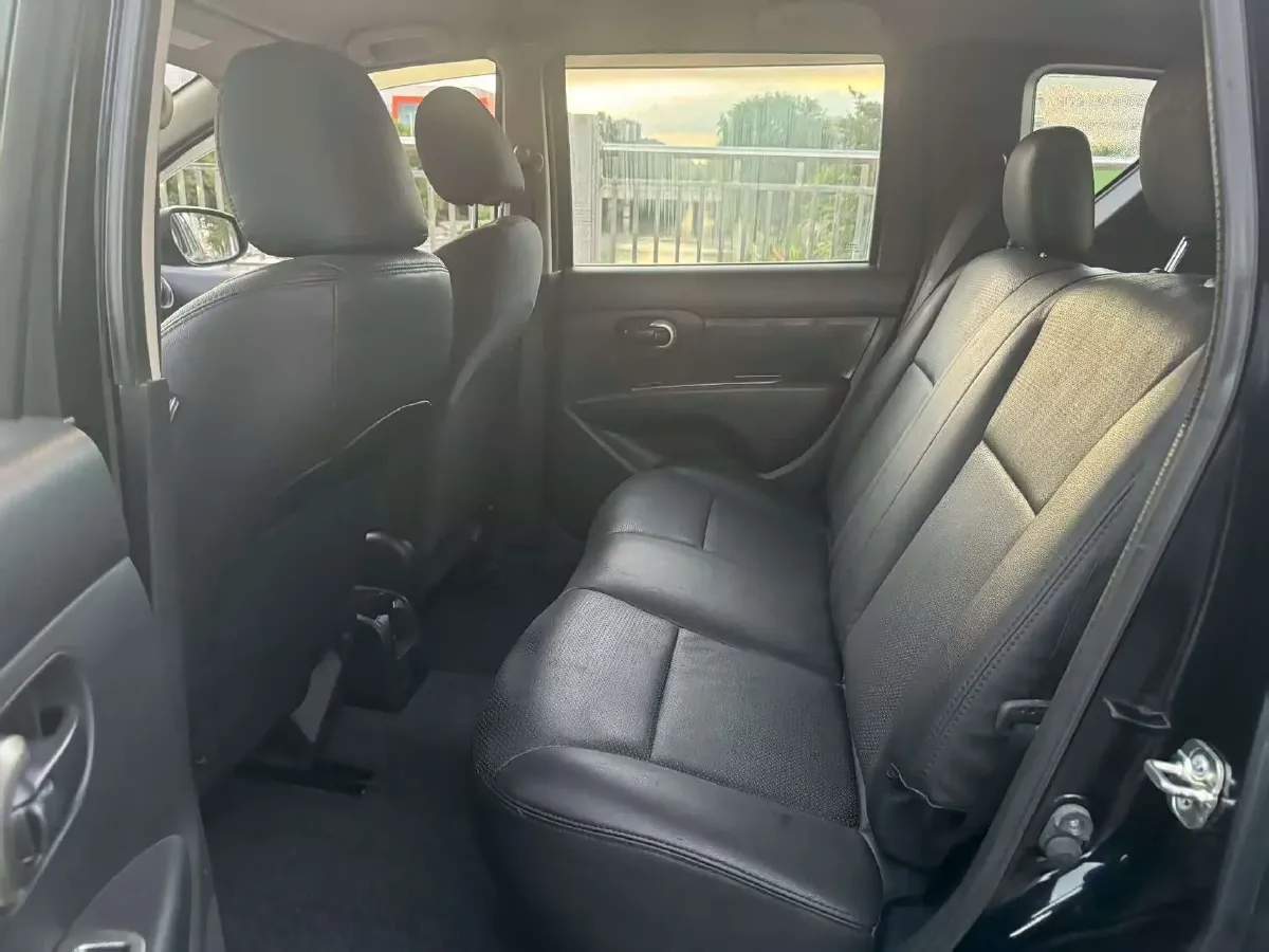 2013 Nissan Livina 1.6L 124HP L4 CVT,autocango,china used car exporter,china ev exporter,chinese used car exporter,chinese used ev exporter