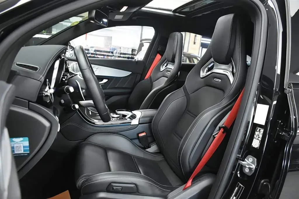 2018 Mercedes-Benz GLC Coupe AMG 4.0T 476HP V8 9AT,autocango,china used car exporter,china ev exporter,chinese used car exporter,chinese used ev exporter