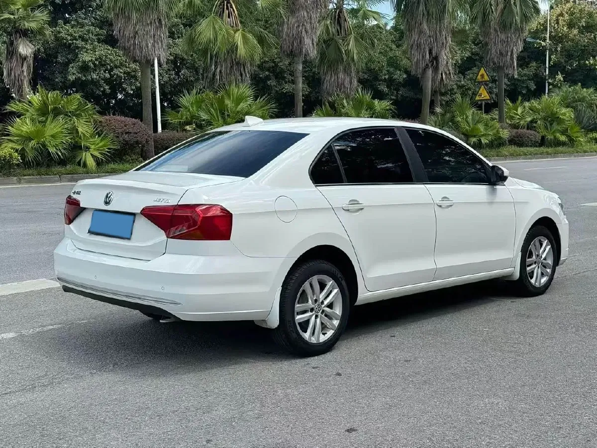 2017 Volkswagen Jetta 1.4L 90HP L4 5MT,autocango,china used car exporter,china ev exporter,chinese used car exporter,chinese used ev exporter