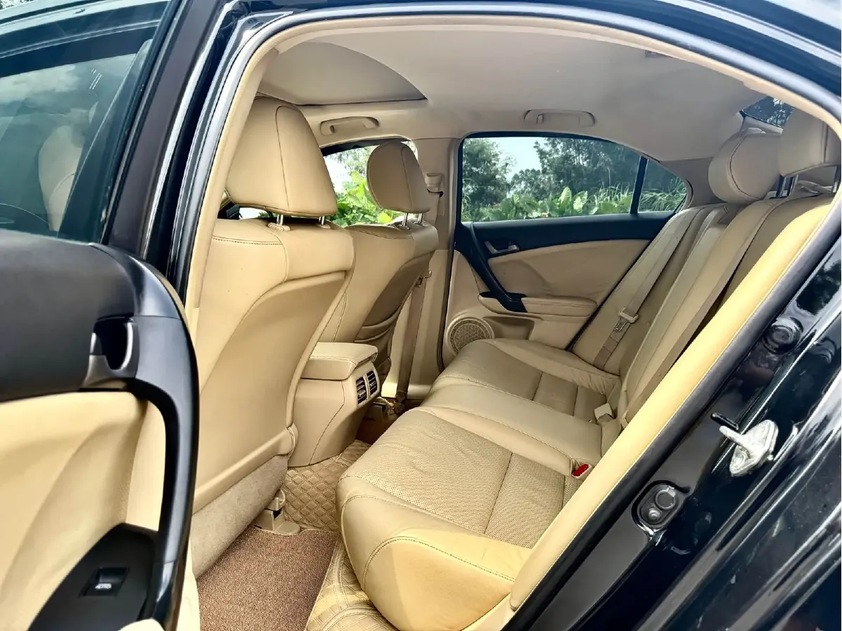 2009 Honda Spirior 2.4L 181HP L4 5AT,autocango,china used car exporter,china ev exporter,chinese used car exporter,chinese used ev exporter