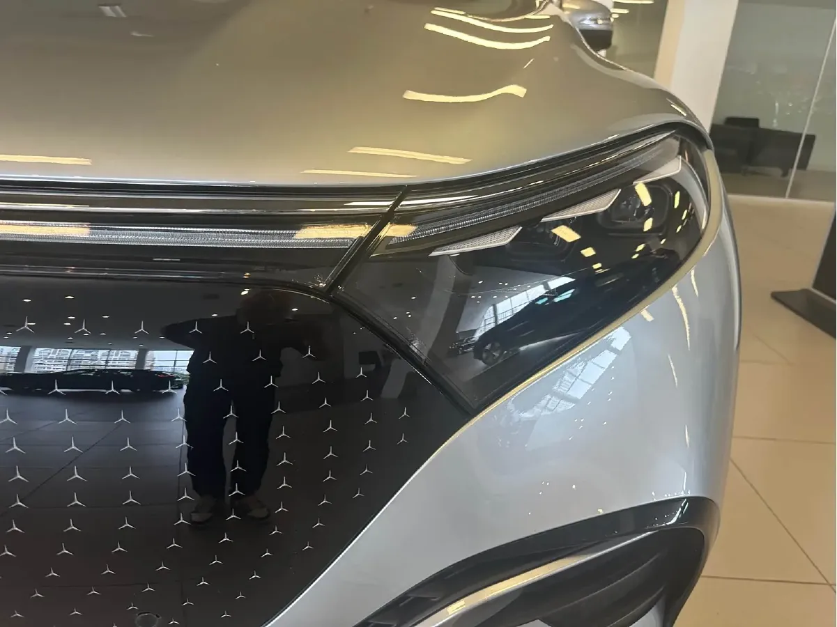 2023 Mercedes-Benz EQS SUV BEV 111.8KWH,autocango,china used car exporter,china ev exporter,chinese used car exporter,chinese used ev exporter