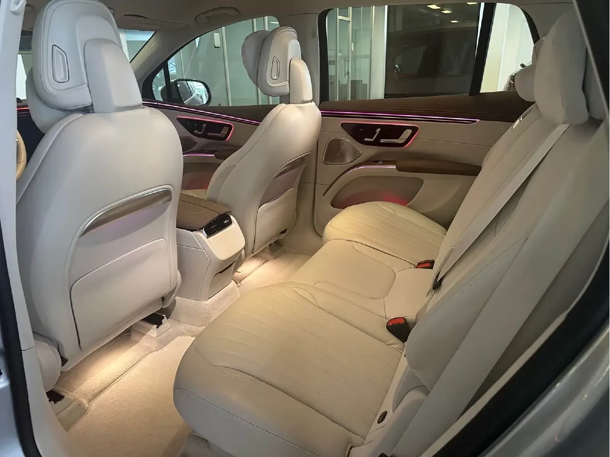 2023 Mercedes-Benz EQS SUV BEV 111.8KWH,autocango,china used car exporter,china ev exporter,chinese used car exporter,chinese used ev exporter