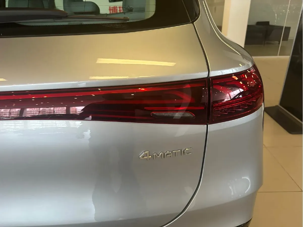 2023 Mercedes-Benz EQS SUV BEV 111.8KWH,autocango,china used car exporter,china ev exporter,chinese used car exporter,chinese used ev exporter