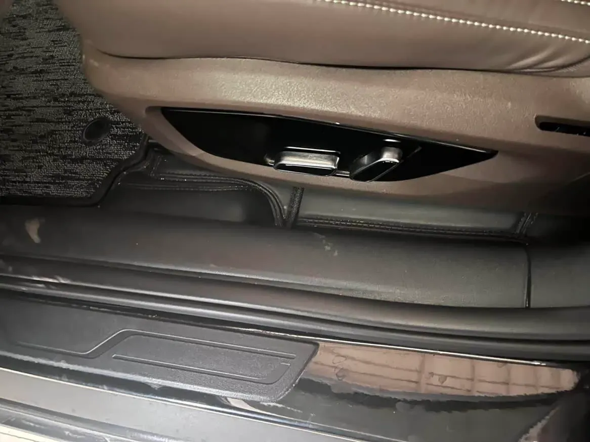 2022 BYD e9 BEV 63.36KWH,autocango,china used car exporter,china ev exporter,chinese used car exporter,chinese used ev exporter