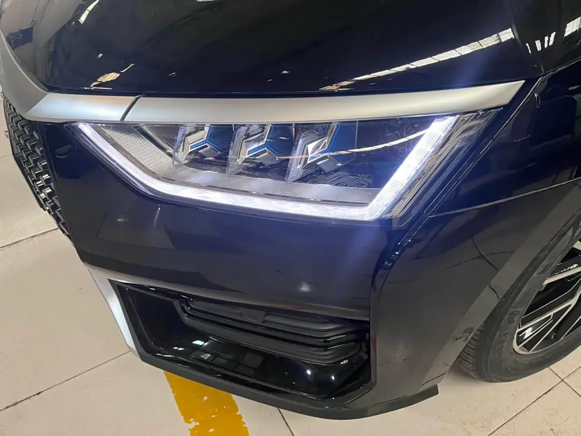 2022 BYD e9 BEV 63.36KWH,autocango,china used car exporter,china ev exporter,chinese used car exporter,chinese used ev exporter