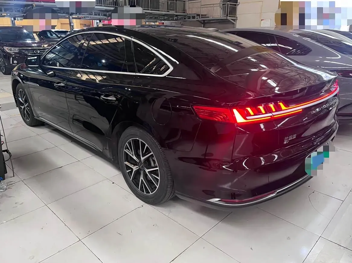 2022 BYD e9 BEV 63.36KWH,autocango,china used car exporter,china ev exporter,chinese used car exporter,chinese used ev exporter