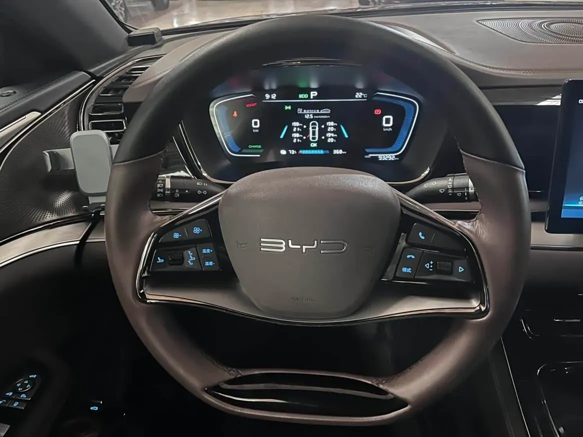 2022 BYD e9 BEV 63.36KWH,autocango,china used car exporter,china ev exporter,chinese used car exporter,chinese used ev exporter