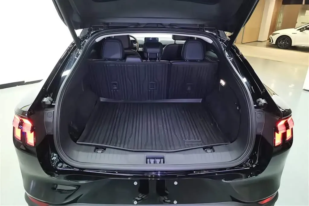 2021 Ford Mustang Mach-E BEV 61.5KWH,autocango,china used car exporter,china ev exporter,chinese used car exporter,chinese used ev exporter