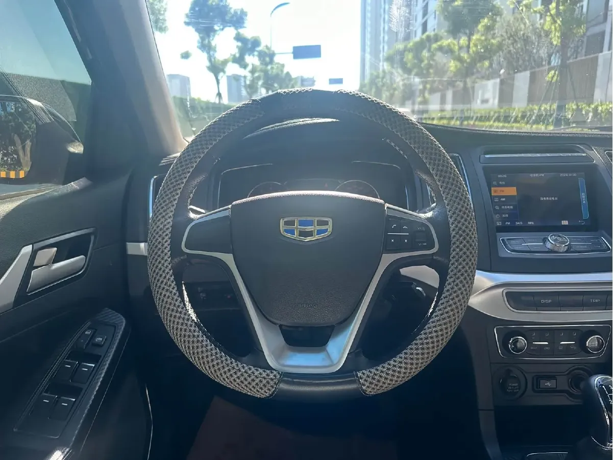 2016 Geely Vision 1.5L 109HP L4 5MT,autocango,china used car exporter,china ev exporter,chinese used car exporter,chinese used ev exporter