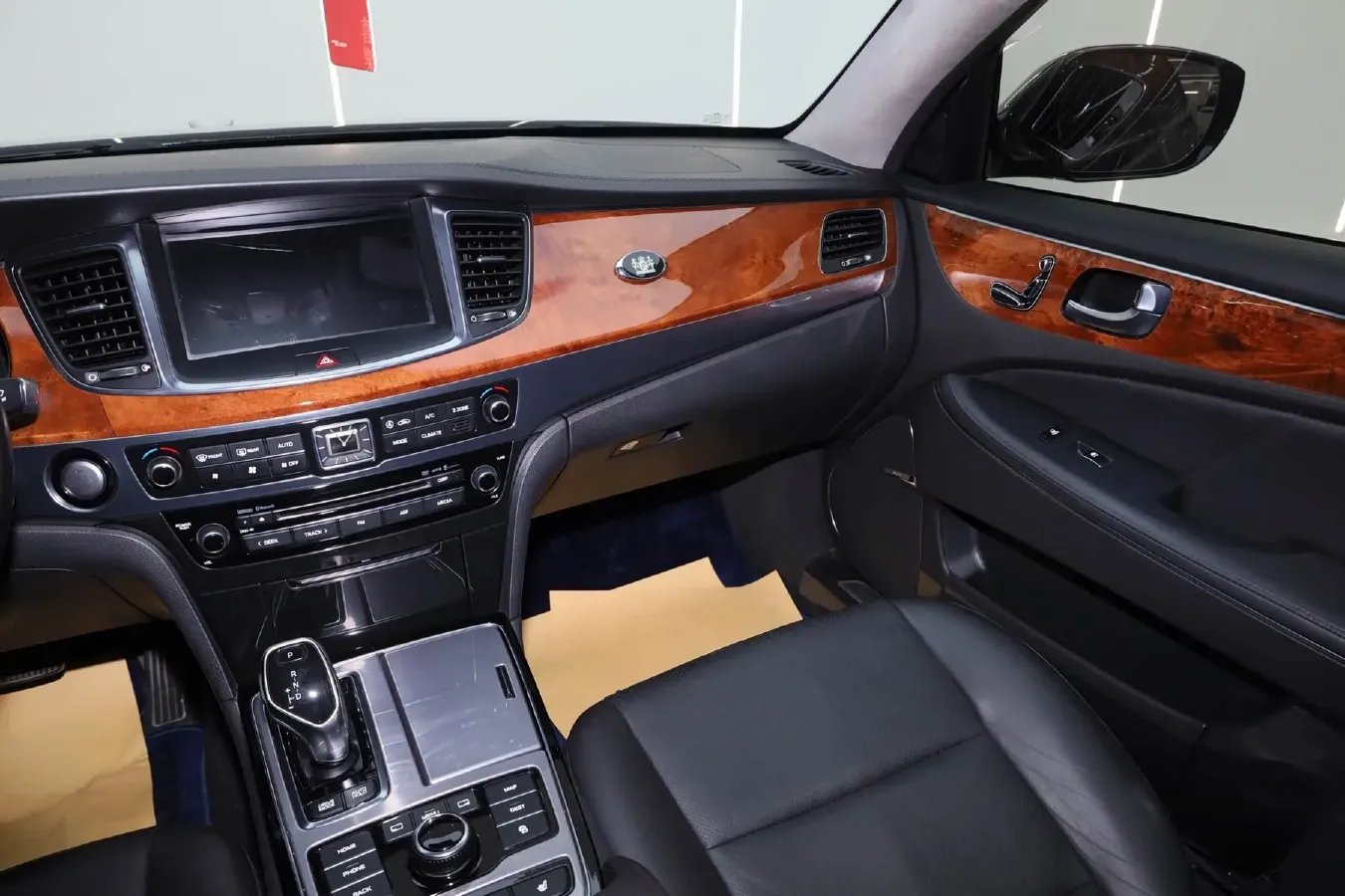 2014 Hyundai Equus 3.8L 335HP V6 8AT,autocango,china used car exporter,china ev exporter,chinese used car exporter,chinese used ev exporter