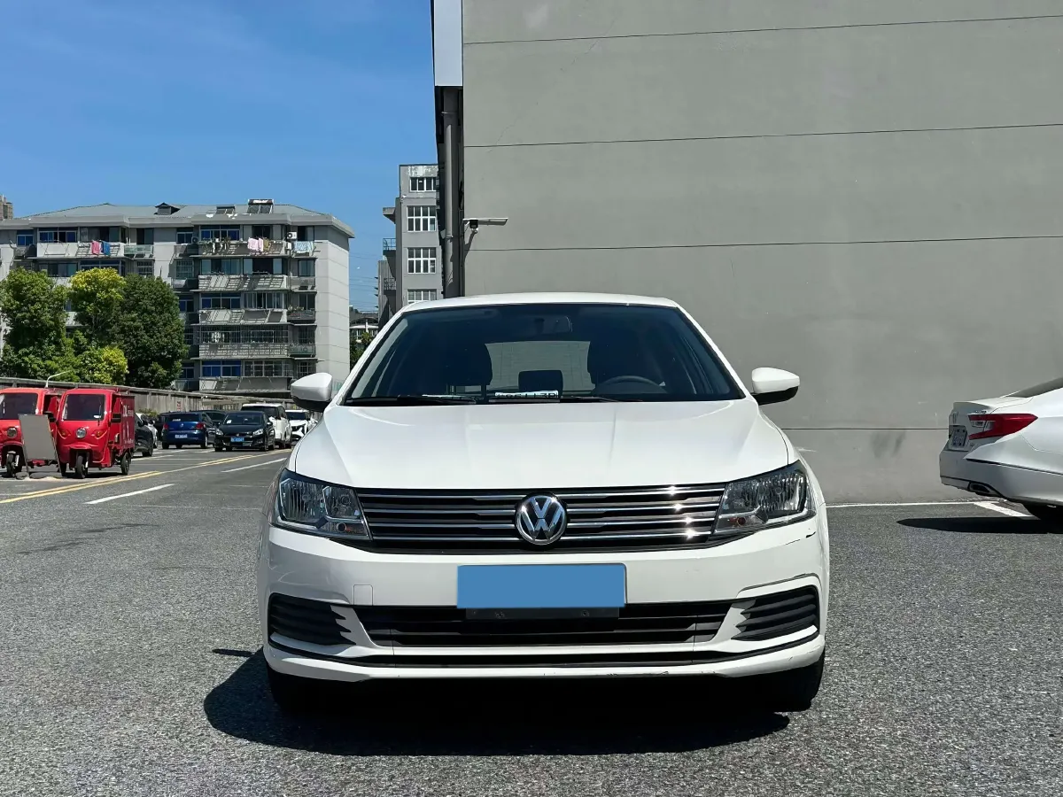 2015 Volkswagen Gran Lavida 1.6L 110HP L4 5MT,autocango,china used car exporter,china ev exporter,chinese used car exporter,chinese used ev exporter