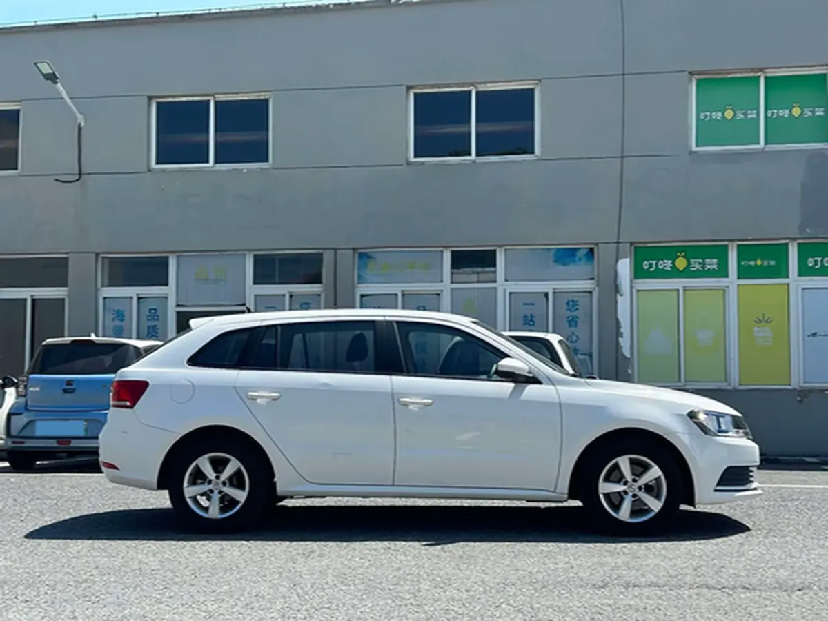 2015 Volkswagen Gran Lavida 1.6L 110HP L4 5MT,autocango,china used car exporter,china ev exporter,chinese used car exporter,chinese used ev exporter