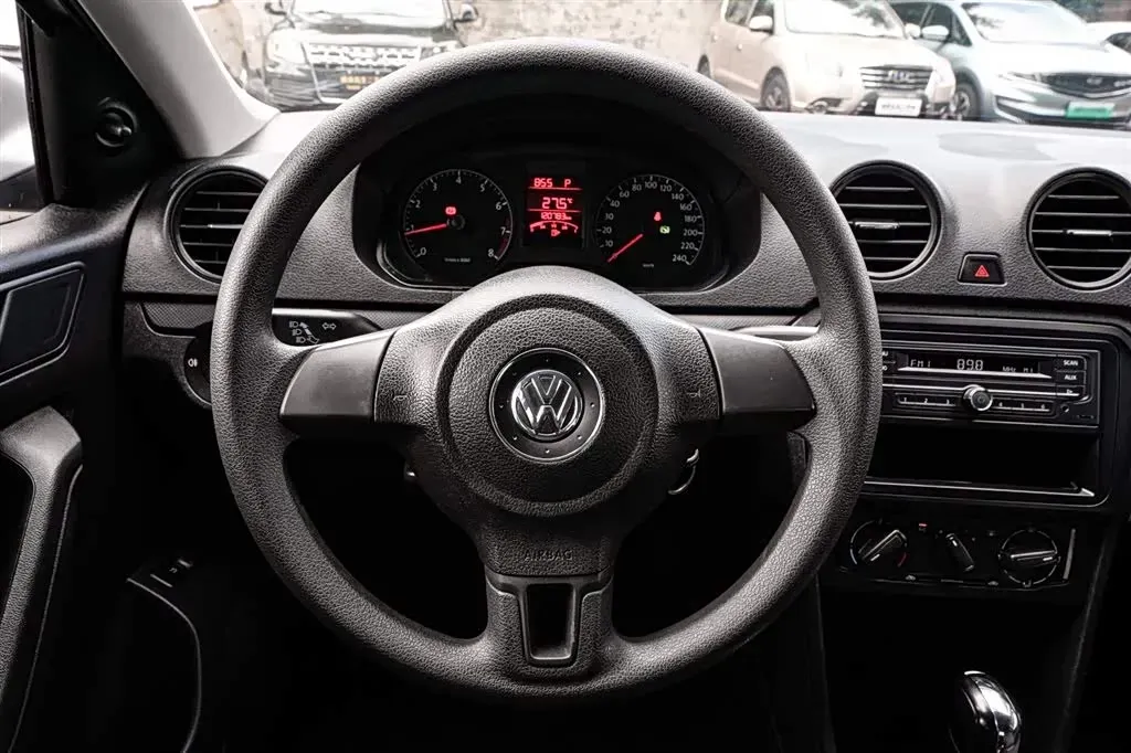 2015 Volkswagen Jetta 1.6L 110HP L4 6AT,autocango,china used car exporter,china ev exporter,chinese used car exporter,chinese used ev exporter