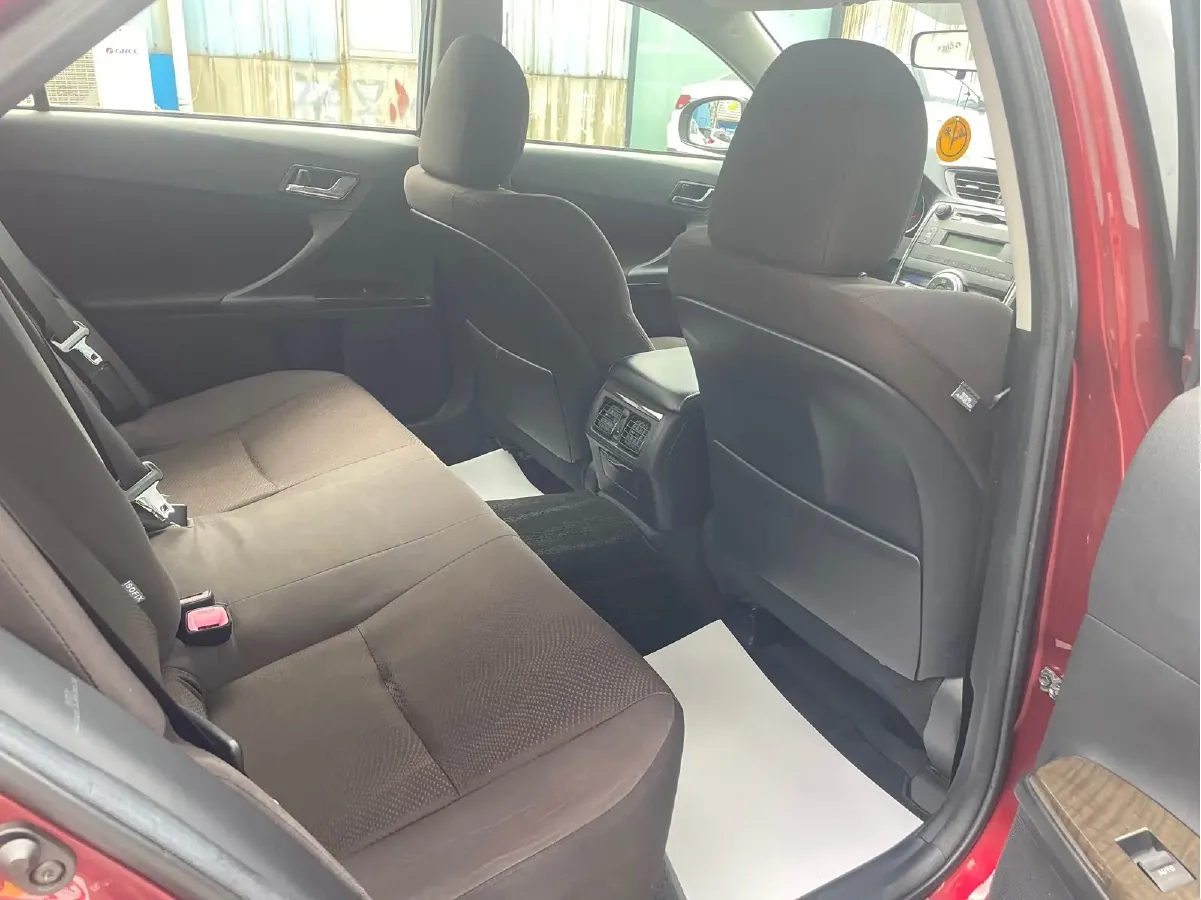 2013 Toyota Reiz 2.5L 193HP V6 6AT,autocango,china used car exporter,china ev exporter,chinese used car exporter,chinese used ev exporter