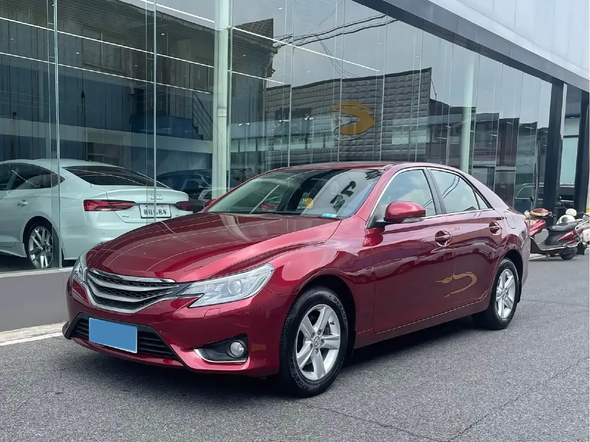 2013 Toyota Reiz 2.5L 193HP V6 6AT