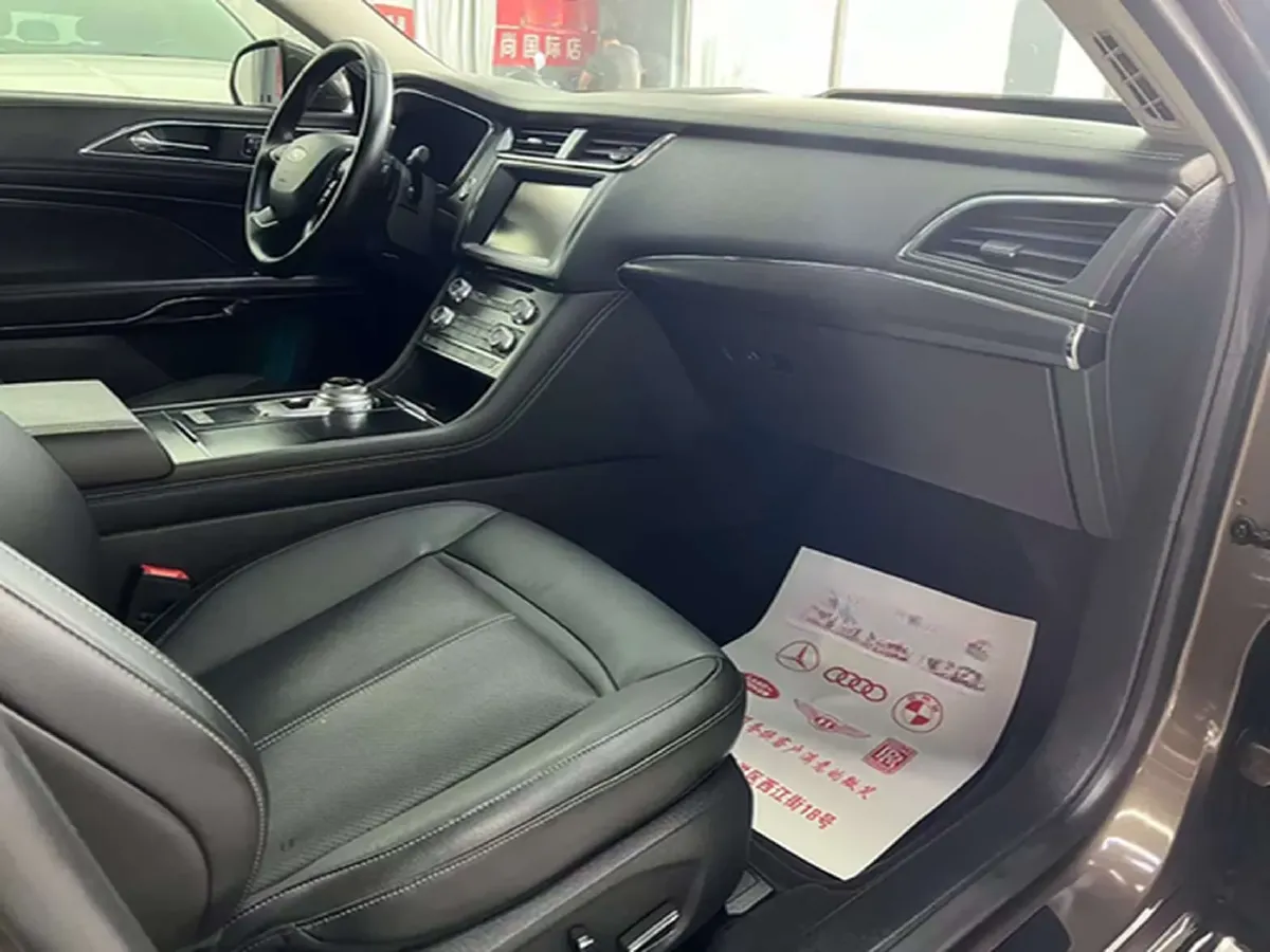 2015 Ford Taurus 2.0T 245HP L4 6AT,autocango,china used car exporter,china ev exporter,chinese used car exporter,chinese used ev exporter